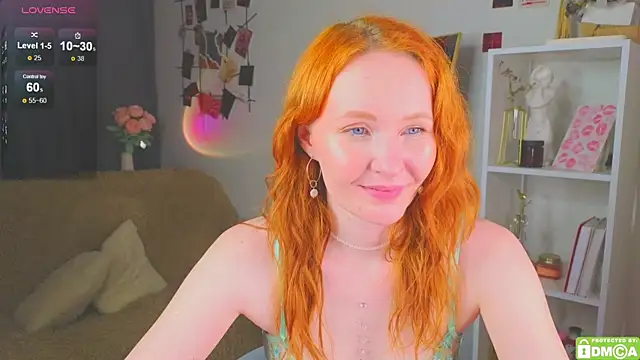  JoyceJones chat room
