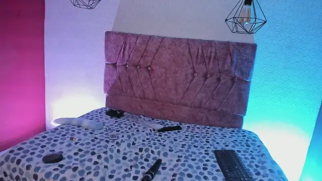 Miahotvibes