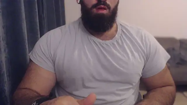 hugemachohandsome