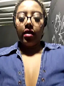 Ebony-Goddess19
