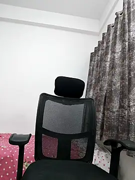 sanaya_baby live cam