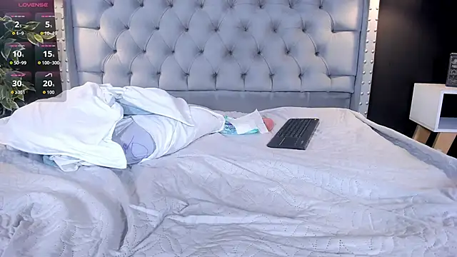 angeline_blake_ - Angeline_blake_'s free webcam - UK Sex Cams