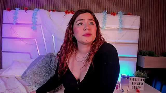 adelataylor - AdelaTaylor's free webcam - UK Sex Cams