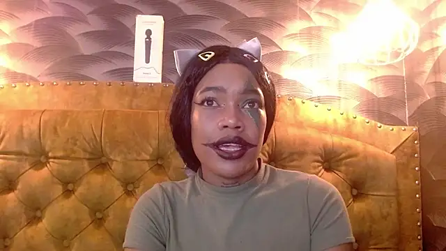 CrystalBrooke3x