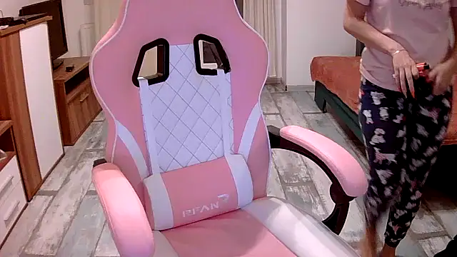 LovelyJulliette
