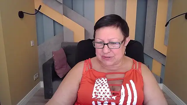 BarbaraTurners live cam screenshot female on SexOnline.top – Live Cams, Videos, GIFs & Chat
