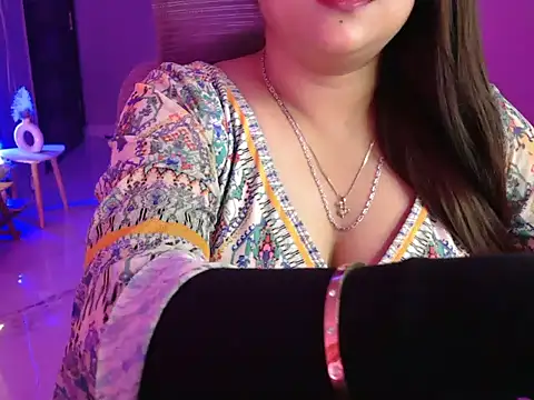 mitikaa - Mitikaa's free webcam - UK Sex Cams