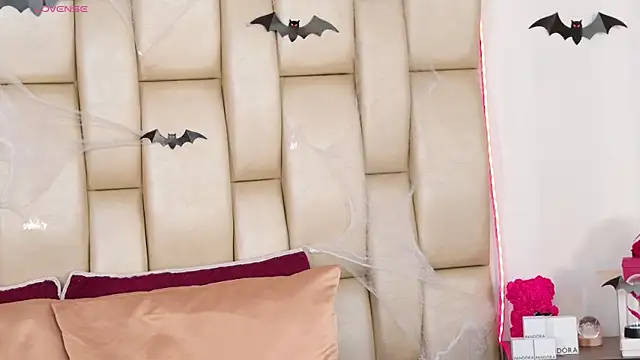 Alexa_Miss