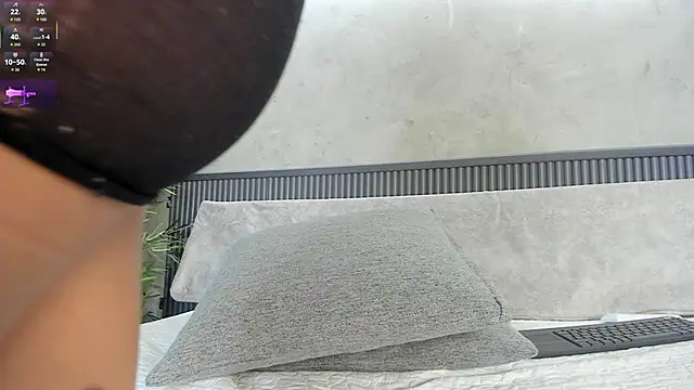  Naomi_Dasilva chat room