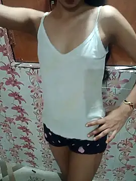 Meenaksi-singh