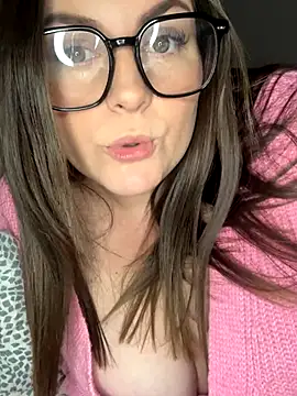 whitequeen_xxx