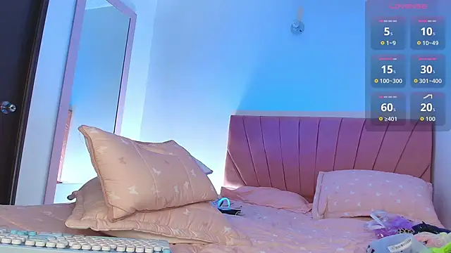 NyxTits