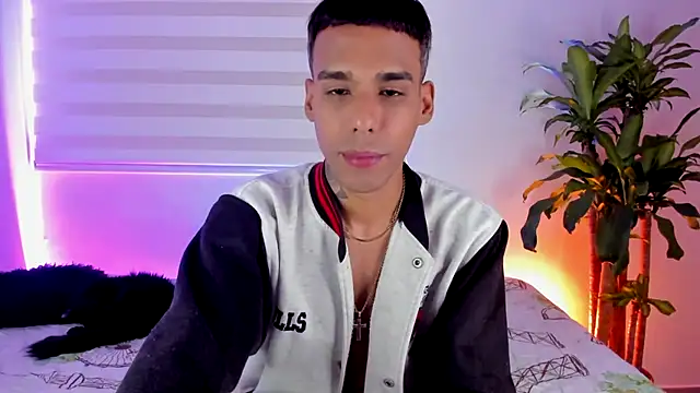 damianwhite - Damianwhite's free webcam - UK Sex Cams