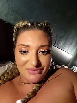 Blondie_Sasha