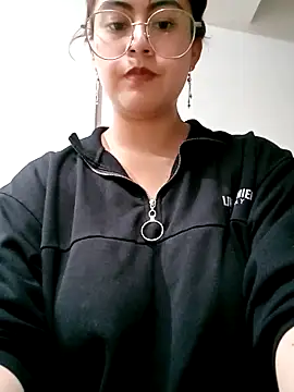 mari_98 - Mari_98's free webcam
