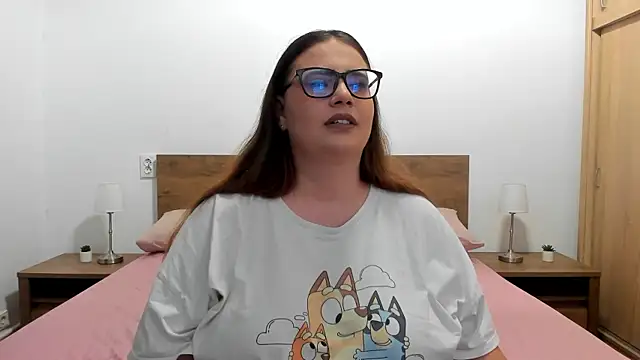 amiravyxen - Amiravyxen's free webcam - UK Sex Cams