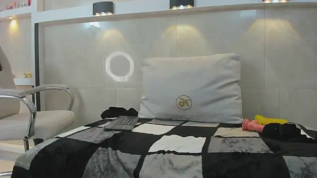 ariel_coopert - Ariel_coopert's free webcam - UK Sex Cams