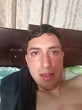 macrop24 - MacroP24's free webcam - UK Sex Cams