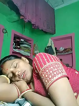 Hot_bhomihh4