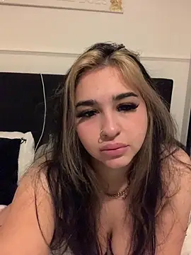 elsamae - ElsaMae's free webcam