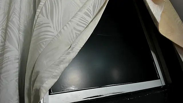  ChannelWhite_ chat room