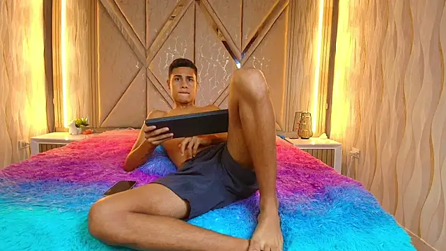 Twink_davidxx
