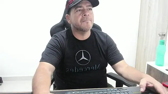 massimo_dannger - Massimo_dannger's free webcam - UK Sex Cams