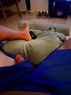 pullitoff - Pullitoff's free webcam