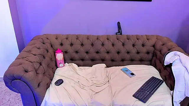 vickyjohnson1 - VickyJohnson1's free webcam - UK Sex Cams