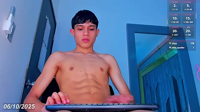 sebax_young - Sebax_Young's free webcam