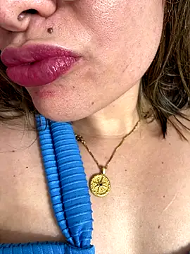 pribaixinha - Pribaixinha's free webcam - UK Sex Cams