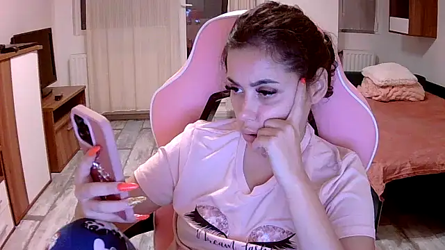 LovelyJulliette