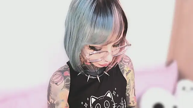 NikkiRamone