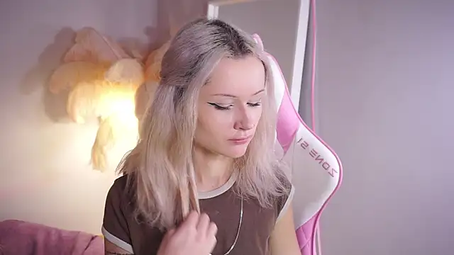 Celeste_eyes0n