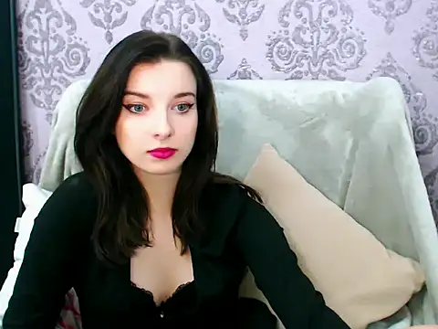 dominantluna - DominantLuna's free webcam - UK Sex Cams
