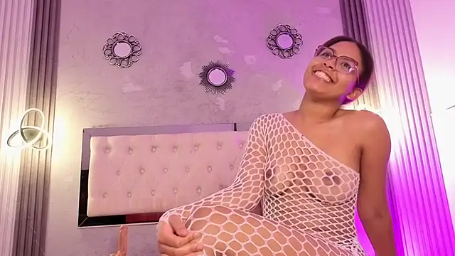 alexa_andherson - Alexa_andherson's free webcam - UK Sex Cams