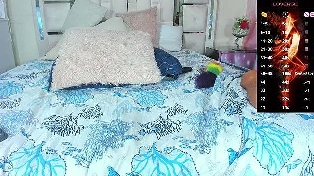 mia_peyton