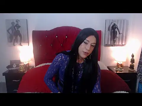 CharlotteBrooks live cam screenshot tranny on LiveWebCameras – Live Webcams & Video Chat