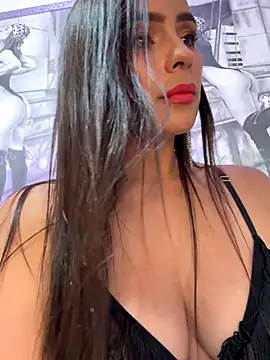 Mau_White