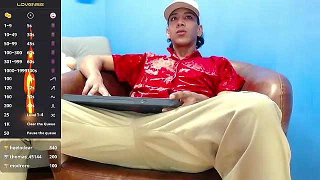 Robert_Kingg live cam