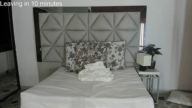 nina_pons