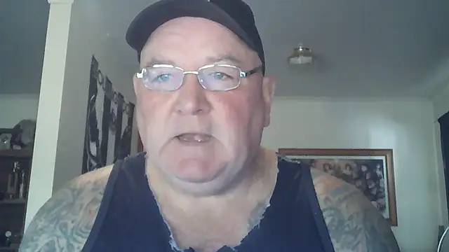 KINKYBLUEYES69
