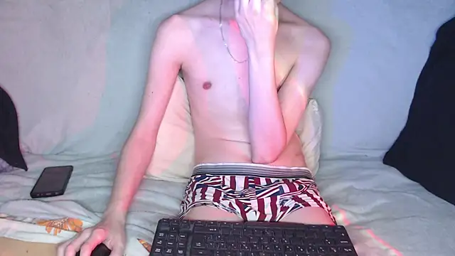 qustci-couple - Qustci-couple's free webcam - UK Sex Cams