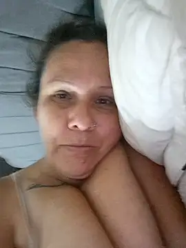 sinisterbabe - SinisterBabe's free webcam - UK Sex Cams