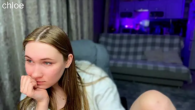 chloemillermeow - ChloeMillerMeow's free webcam - UK Sex Cams