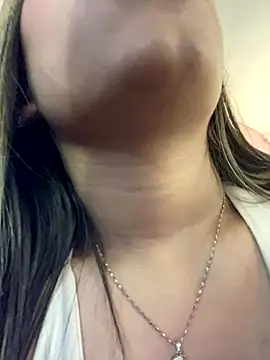 ZoeMillerPink_