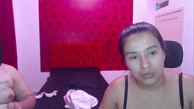 charly_and_laura - Charly_and_laura's free webcam - UK Sex Cams