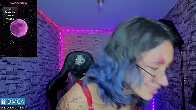 bellaodisea - BellaOdisea's free webcam - UK Sex Cams