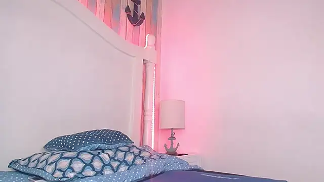naiagils - NaiaGils's free webcam - UK Sex Cams