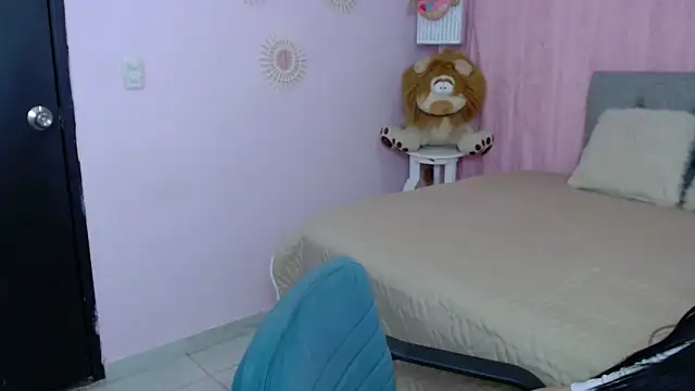 mature_martina